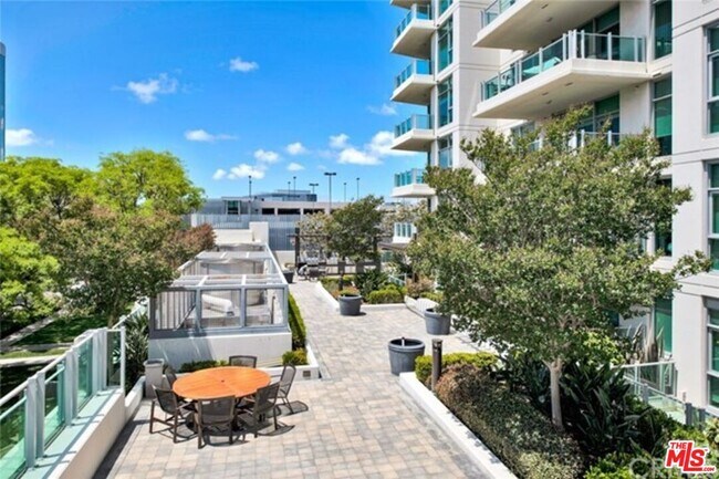 Building Photo - 3141 Michelson Dr