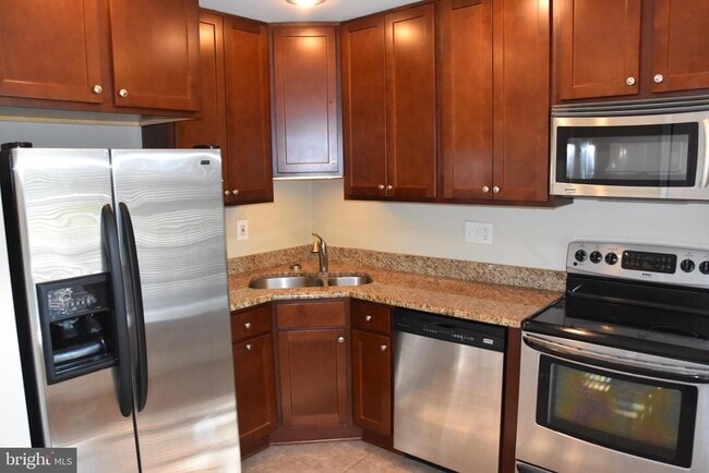 Building Photo - 1188 N Utah St