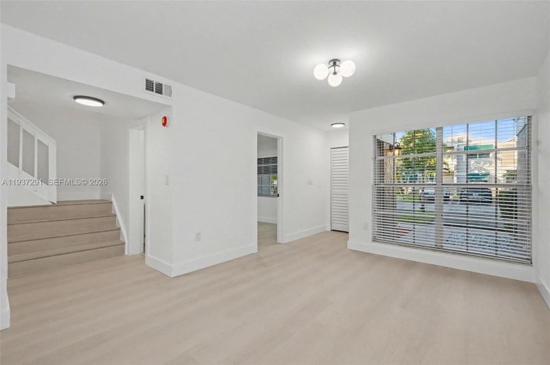 Building Photo - 12224 SW 52nd Pl