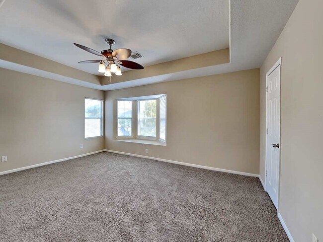 Building Photo - 12143 Landsdown Ridge Way