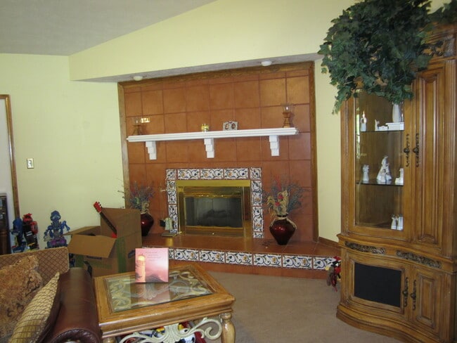 Building Photo - 113 Runaway Ln