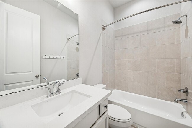 Building Photo - 18807 Serene Water Dr