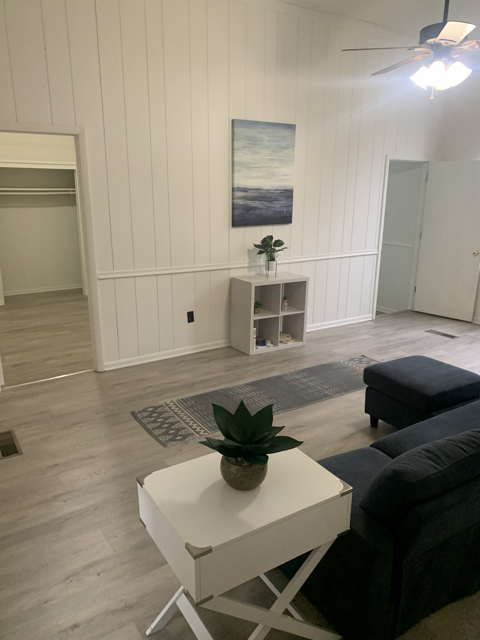 Building Photo - 140 N Canal St