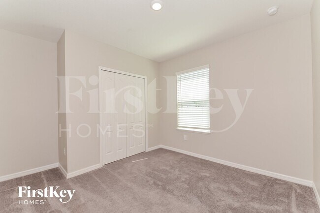 Building Photo - 4526 Birdsong Dr