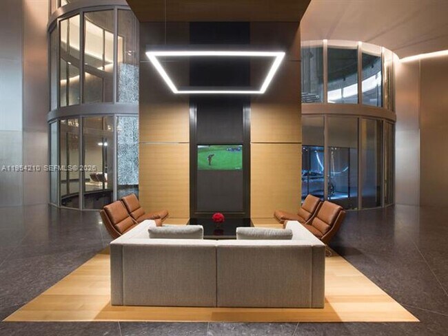 Building Photo - 18555 Collins Ave