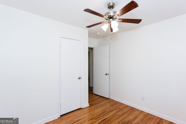 Building Photo - 6551 Bussell Way