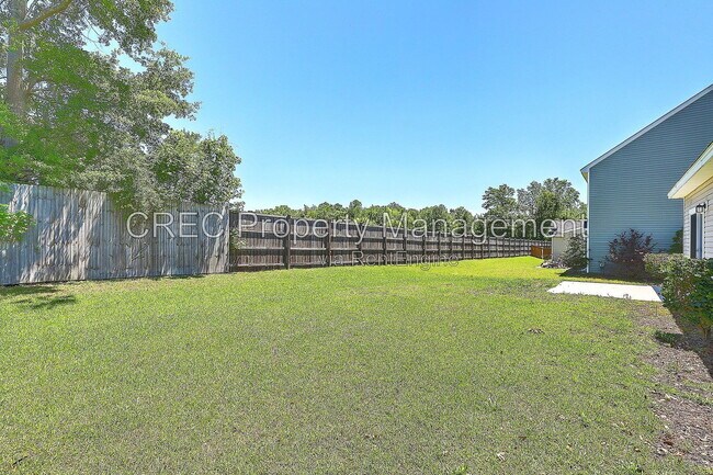 Building Photo - 9657 Spencer Woods Rd
