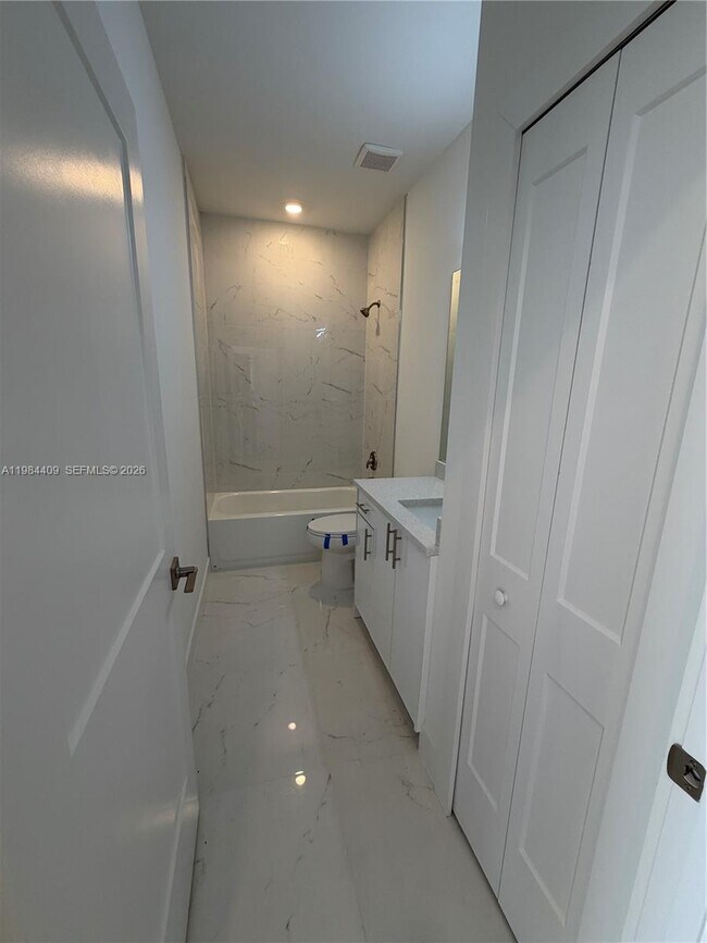 Building Photo - 4719 28th St SW