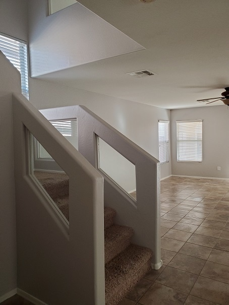 Building Photo - 1711 W Wilson Ave