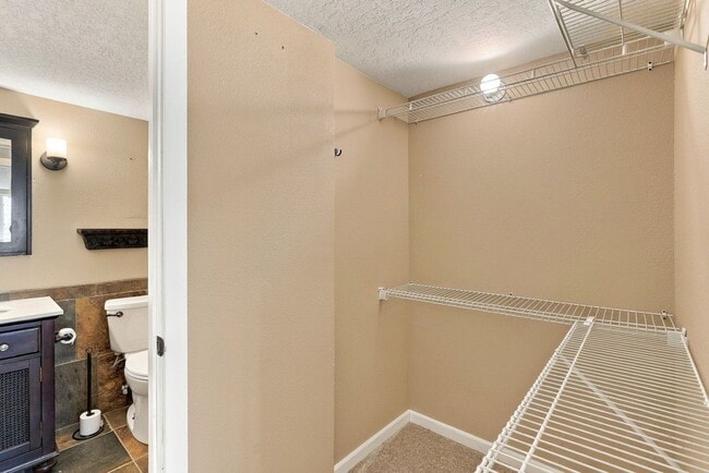Building Photo - 1680 N Winchester Ct