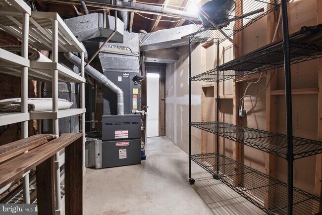 Building Photo - 8217 Lochinver Ln