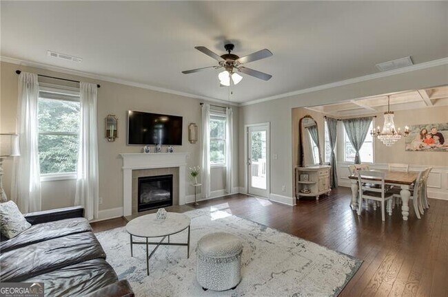 Building Photo - 6896 Big Sky Dr