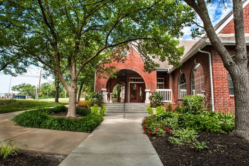 Fountainhead 9821 Wornall Rd Kansas City MO 64114 Apartment Finder