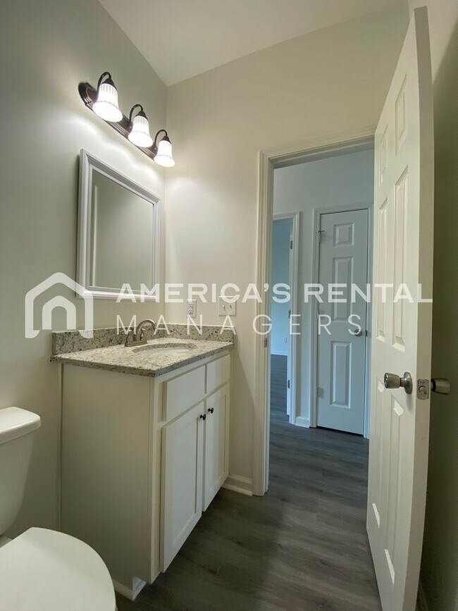 Building Photo - Home for Rent in Montgomery!!! DEPOSIT PENDING!