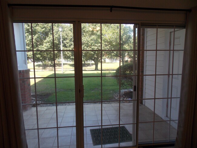 Building Photo - 3919 Gladiola Ct