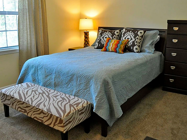 Interior Bedroom - The New Georgians Apts