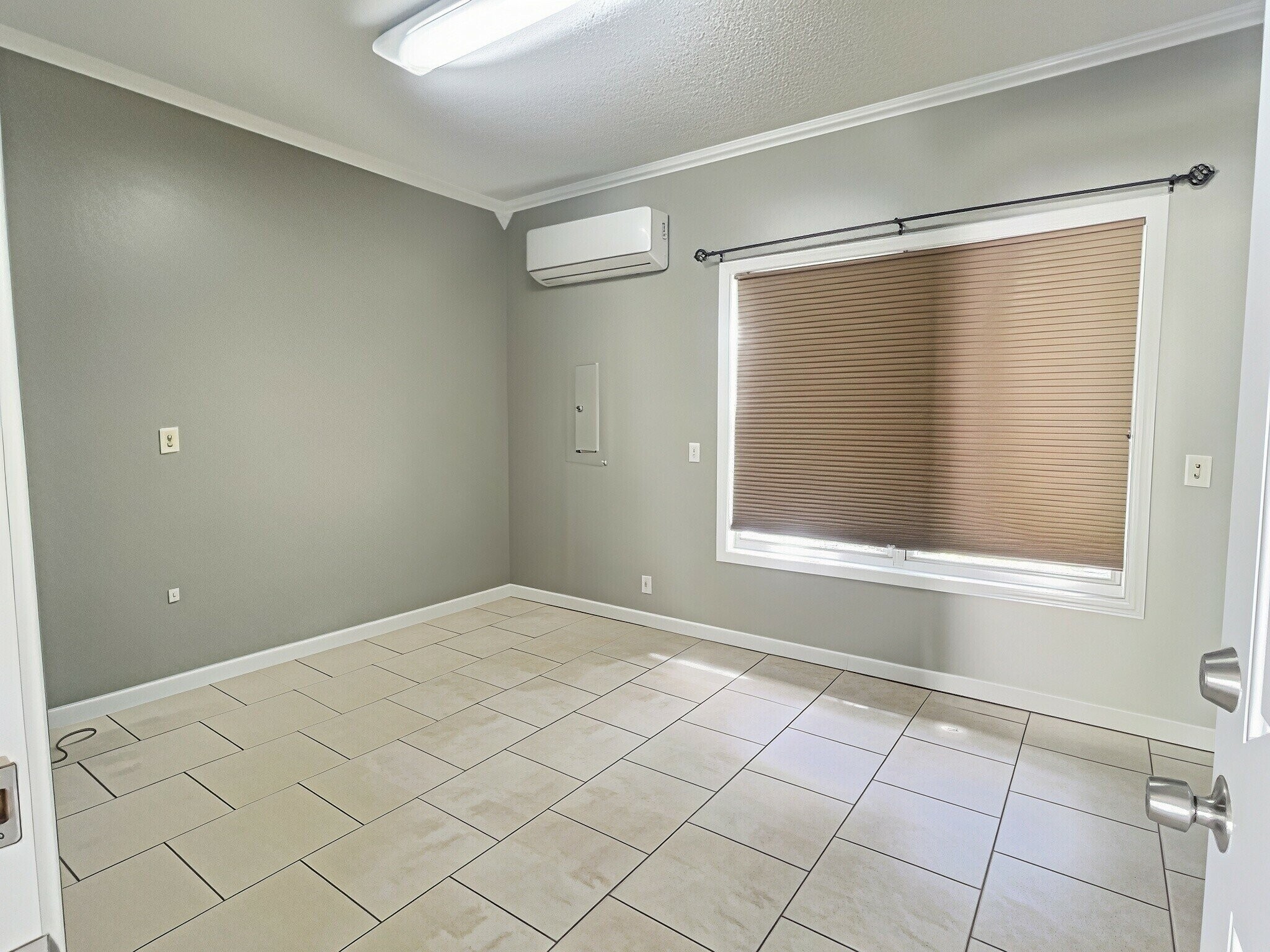 Building Photo - 6500 Colonial Dr