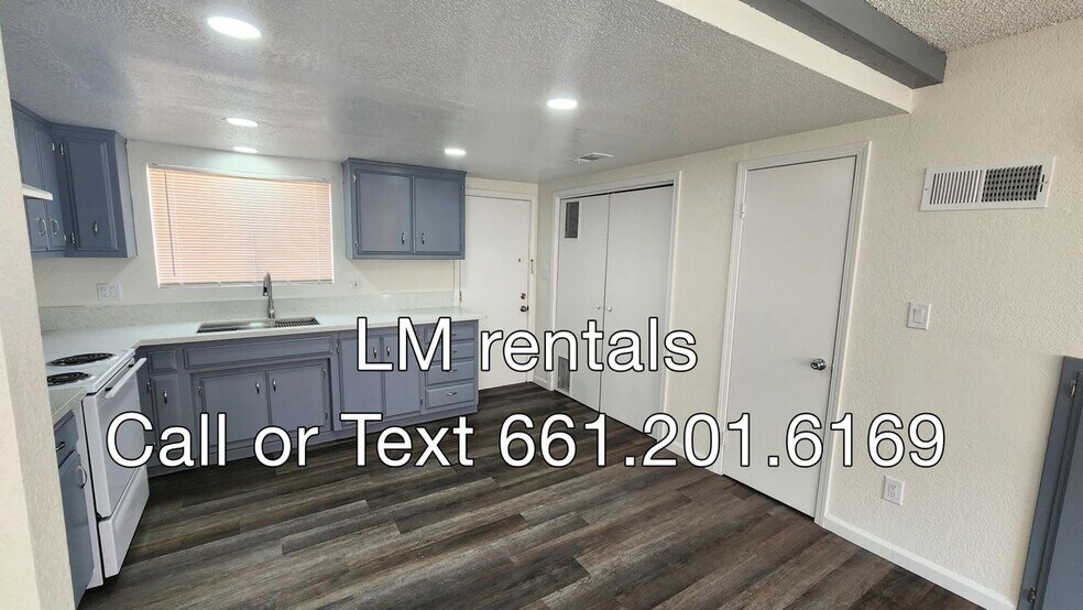 Building Photo - 809 K St