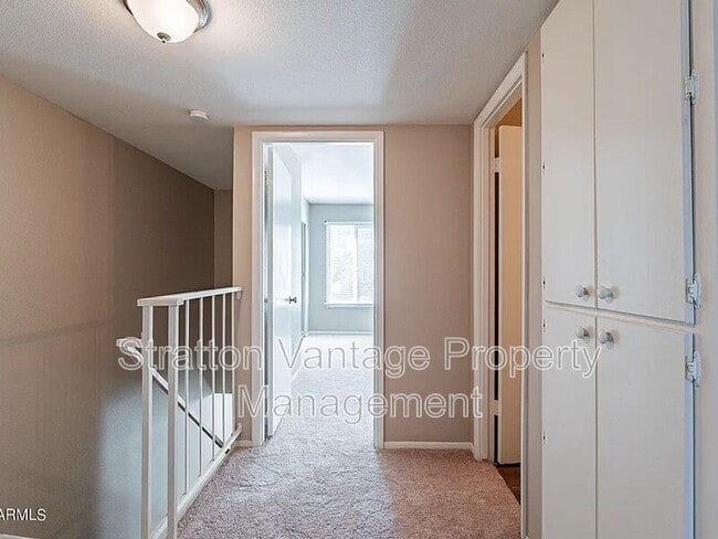 Building Photo - 6526 S McAllister Ave