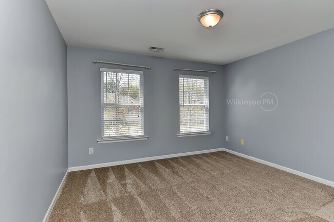 Building Photo - Beautiful 5-Bedroom Home in Fort Mill