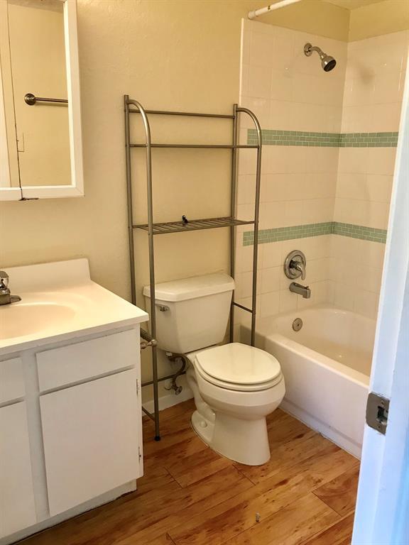 Building Photo - 10810 Newmont Rd