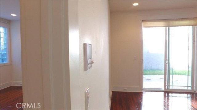 Building Photo - 804 N Irena Ave