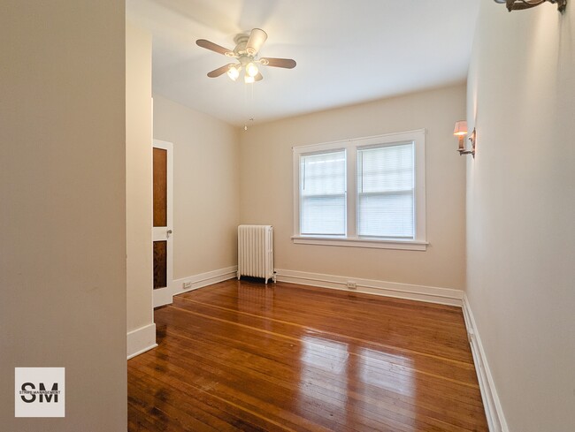 Building Photo - 23 Milmarson Pl NW