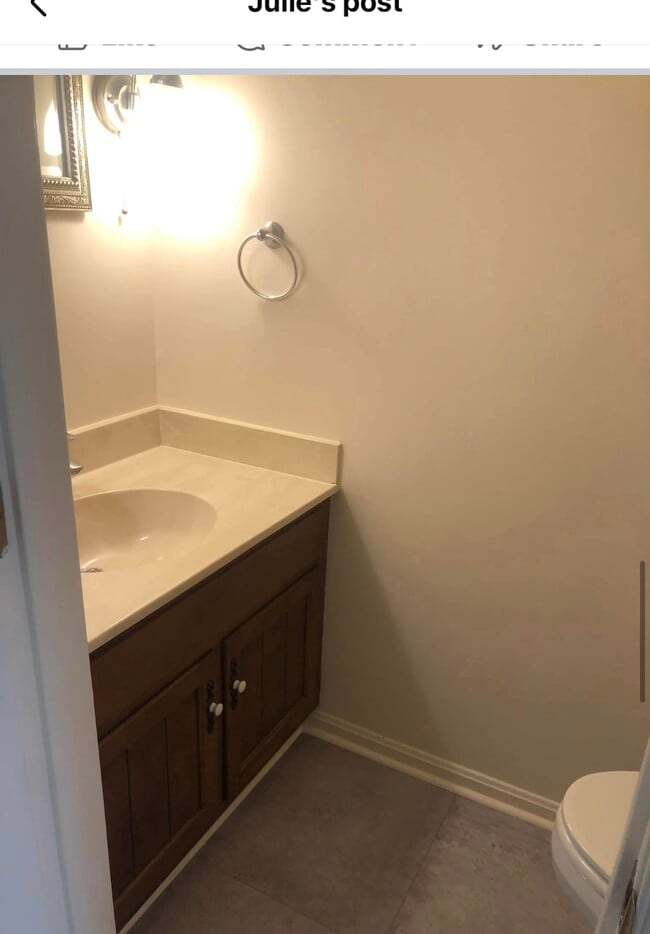 Building Photo - 2139 Harvest Dr