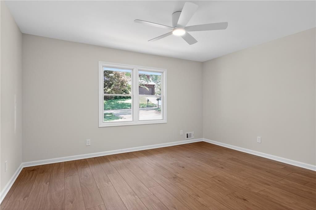 Building Photo - 1480 Edinburgh Dr