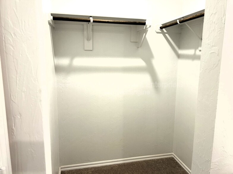 Building Photo - 3231 NW 147th Ter