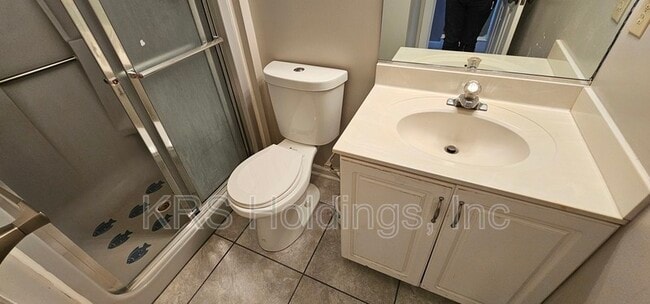 Building Photo - 200 Mainsail Dr