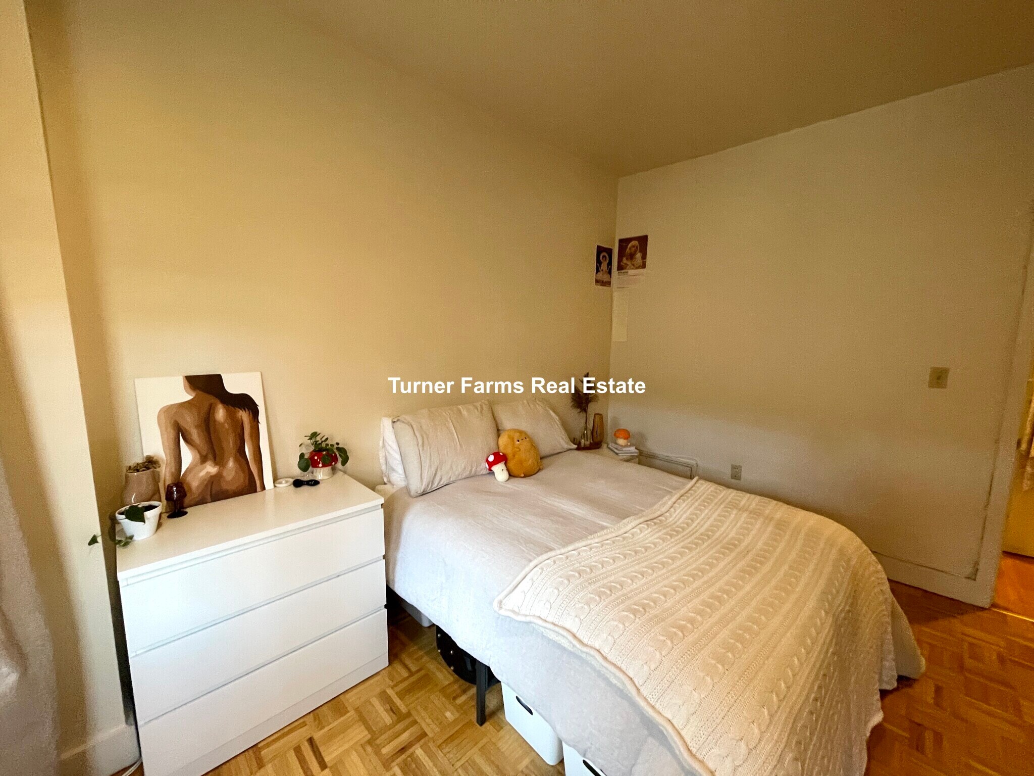 Building Photo - 616 Columbus Ave