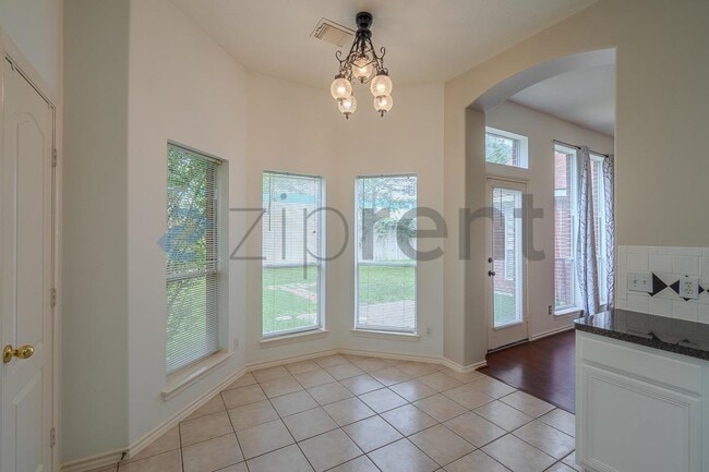 Building Photo - 14107 White Oak Gardens Dr