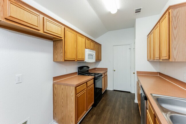 Building Photo - 101 Kennedy Dr