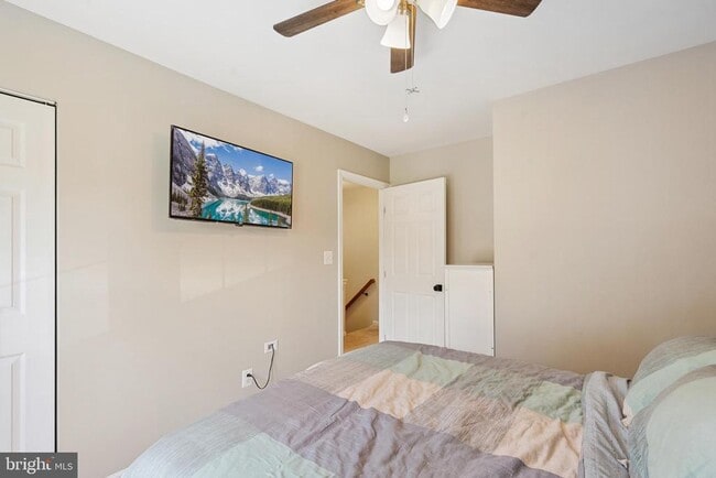 Building Photo - 2610 Grayton Ln