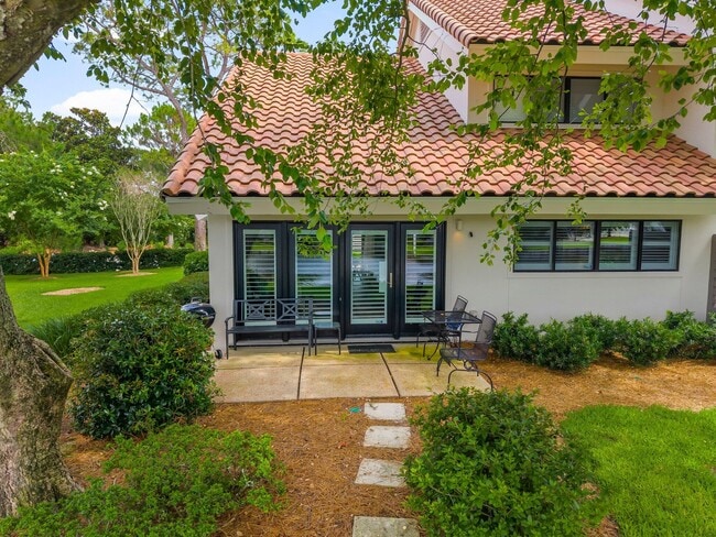 Building Photo - 5073 Beachwalk Way