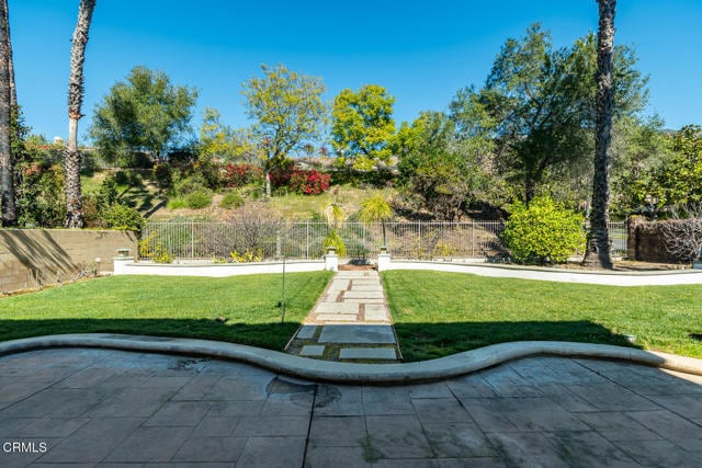 Building Photo - 801 La Vina Ln