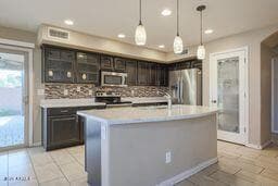 Building Photo - 11394 W Lincoln St