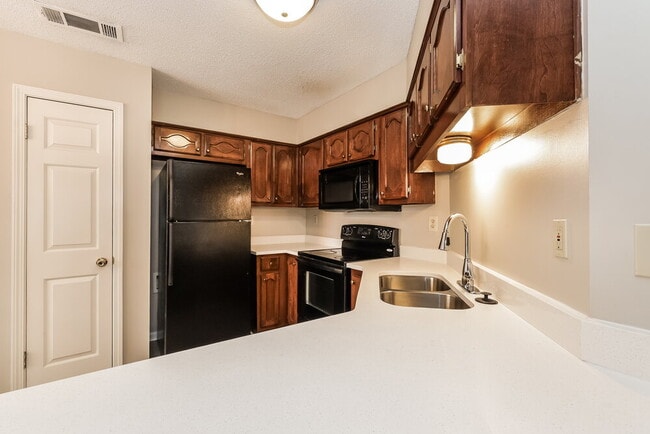 Building Photo - 1030 Nolan Ln