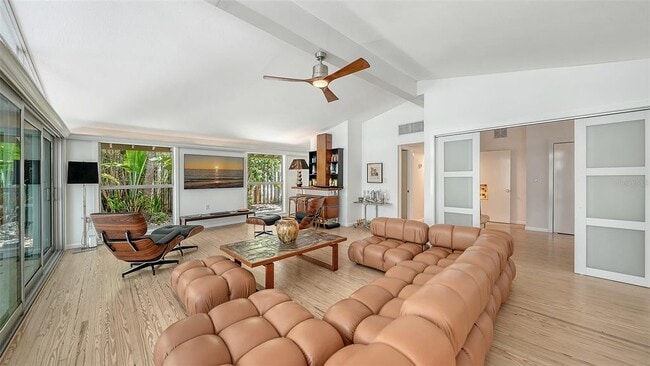 Building Photo - 4830 Higel Ave