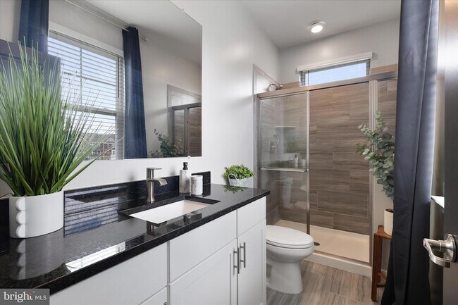 Building Photo - 5680 Lewis Carroll Dr
