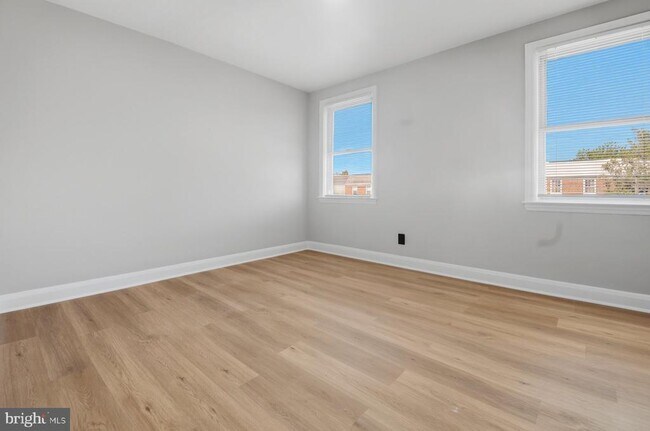 Building Photo - 3525 Kentucky Ave