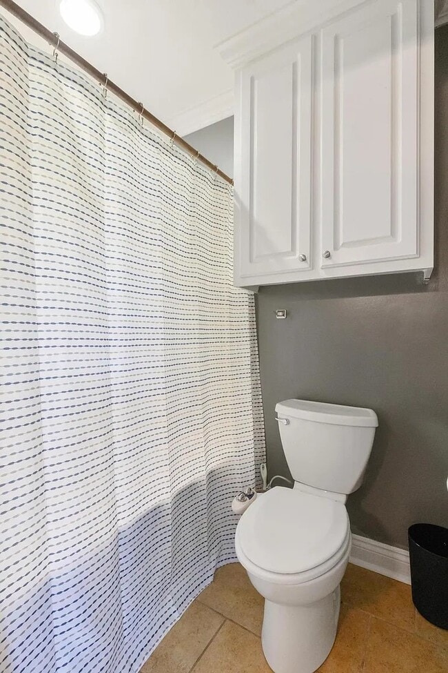 Building Photo - 104 Heartwood