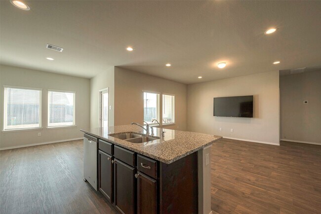 Building Photo - 2318 Georgina Falls Dr