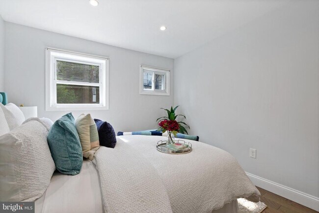 Building Photo - Amazing location close to all that Station North/Greenmount West and have to offer!