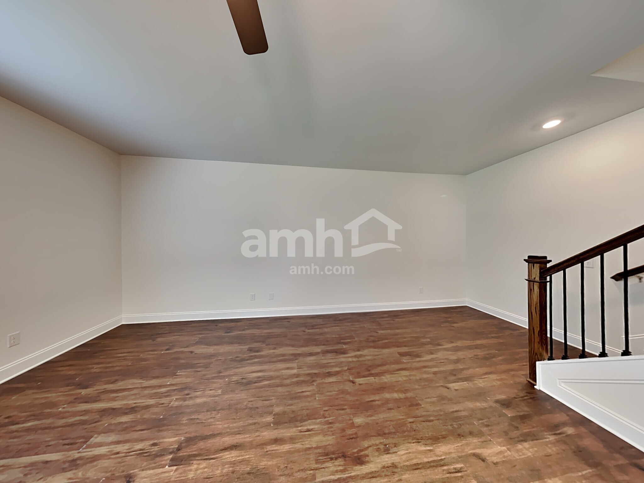 Building Photo - 5908 Hagar Vly Dr