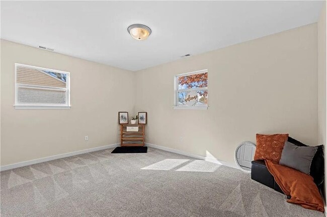 Building Photo - 3630 Oakland Rd NE