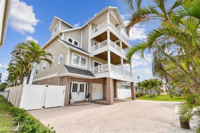 Primary Photo - 16033 Gulf Blvd