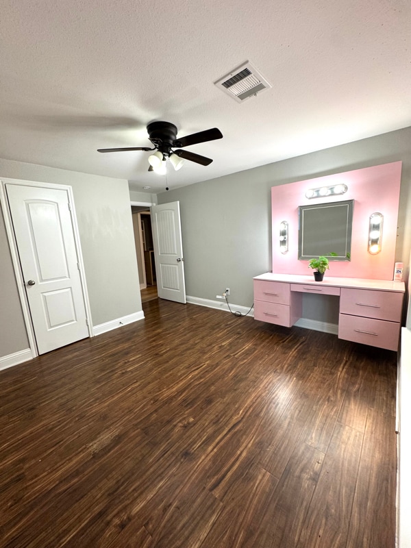 Building Photo - 4211 Knoxville St