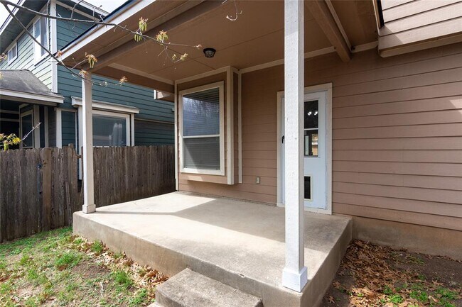 Building Photo - 10509 Wylie Dr